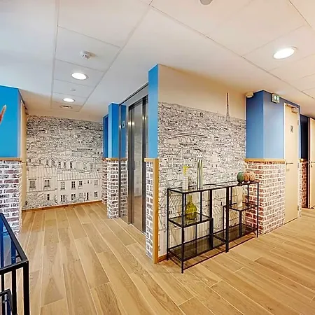 Pleasant With Rooftop - 2p - Vanves 3*
